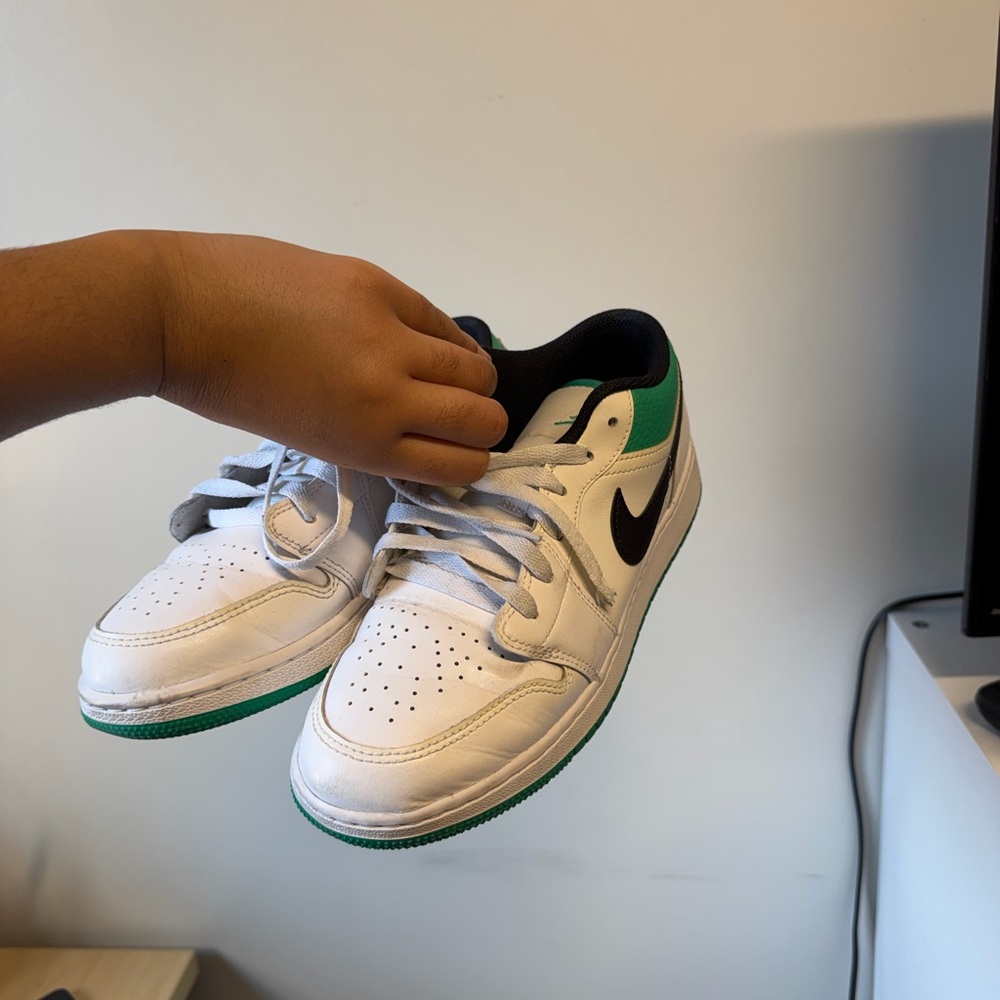 Nike Air Jordan 1 low “Lucky Green” - Picture 8 of 8